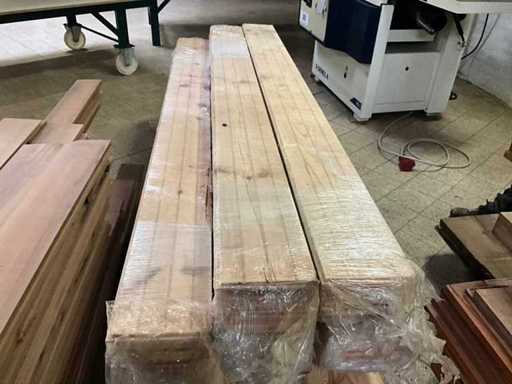 Série de rainure en épicéa (total 25 m2)