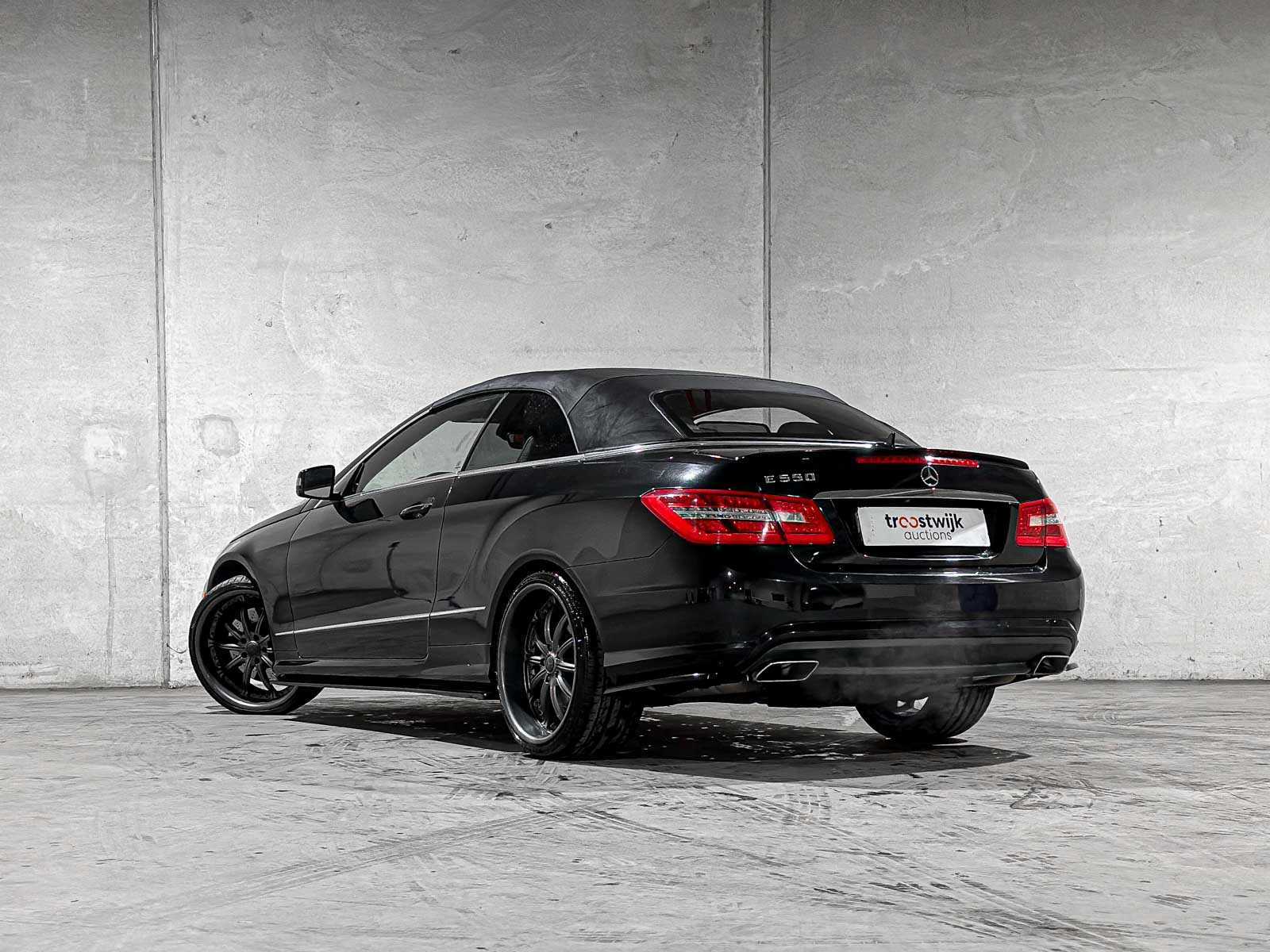 Mercedes-Benz E550 AMG Cabriolet Elegance 5.5 V8 387pk 2011 E-Klasse, NL-962-T