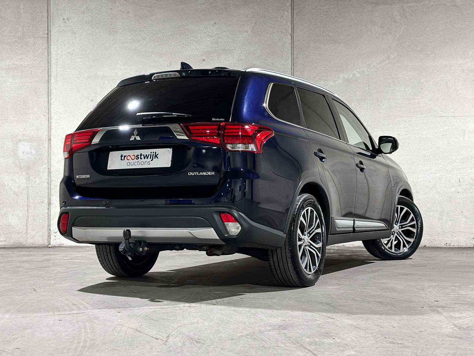 Mitsubishi Outlander 2.2 DI-D Instyle 4WD 150pk 2017, V-802-JZ