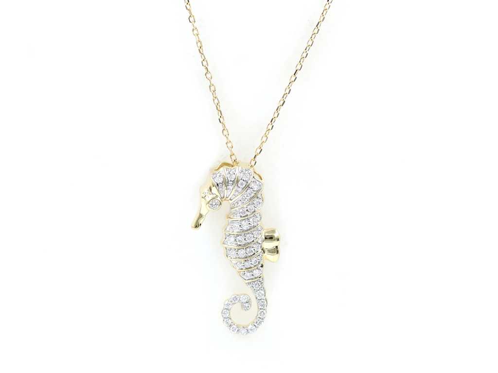 18 Kt Yellow Gold Necklace With Natural Diamond Pendant