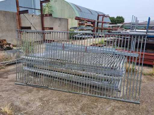 Fencing with Doors