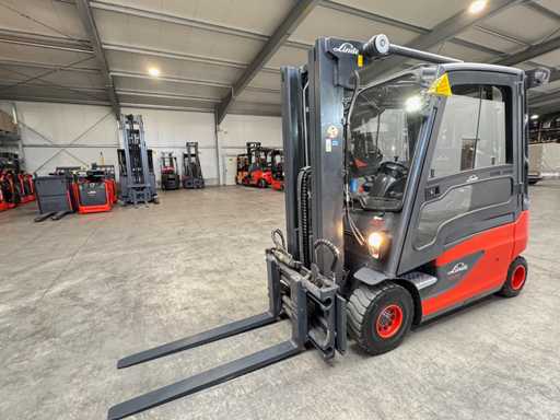 2013 Dienst +UVV 05/26 Linde E25L Triplex 3.+4.