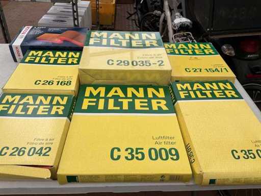 Lotti vari inclusi filtri dell'aria per auto