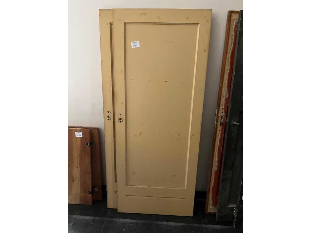 Door (2x)