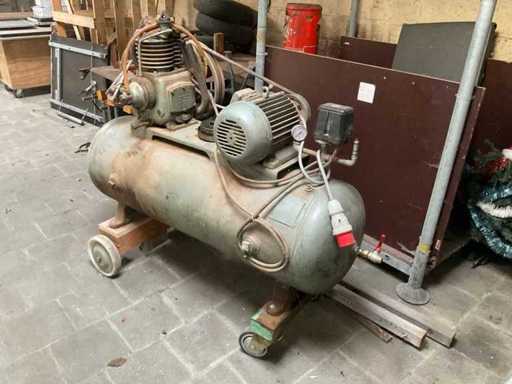 Compresseur à pistons Beaird