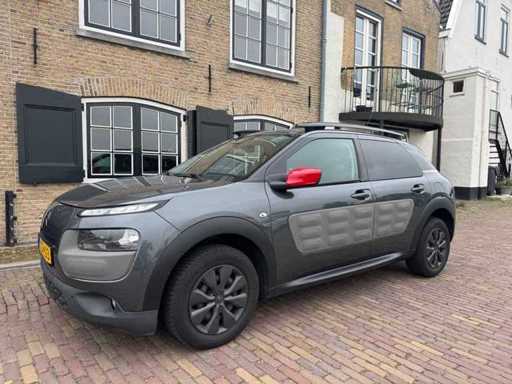 Citroen C4 Cactus 1.2 e-VTi Shine Automatic 1-XDH-03