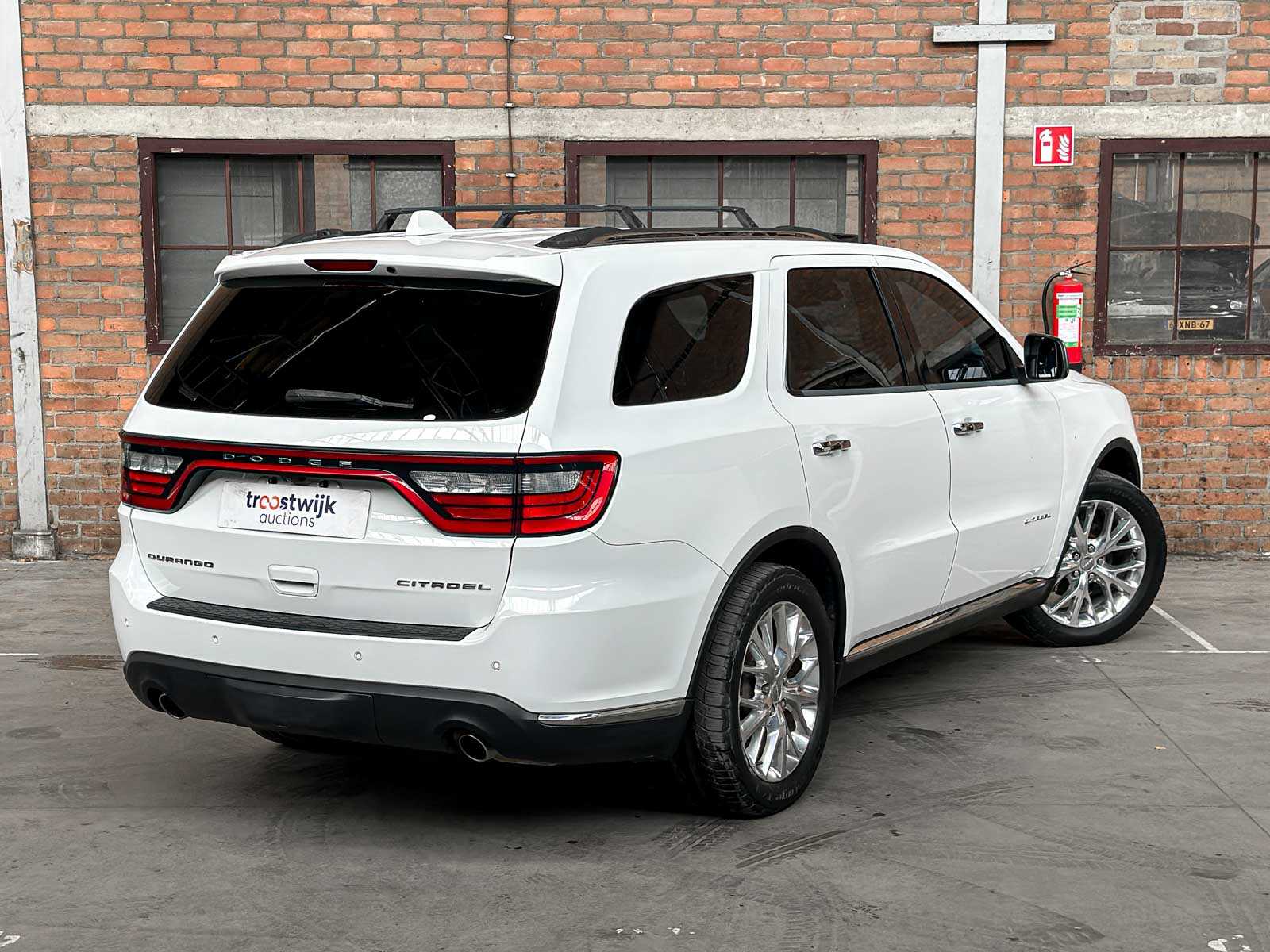Dodge Durango 3.6 V6 Citadel (luxe uitvoering) 6-Persoons 293pk 2014 