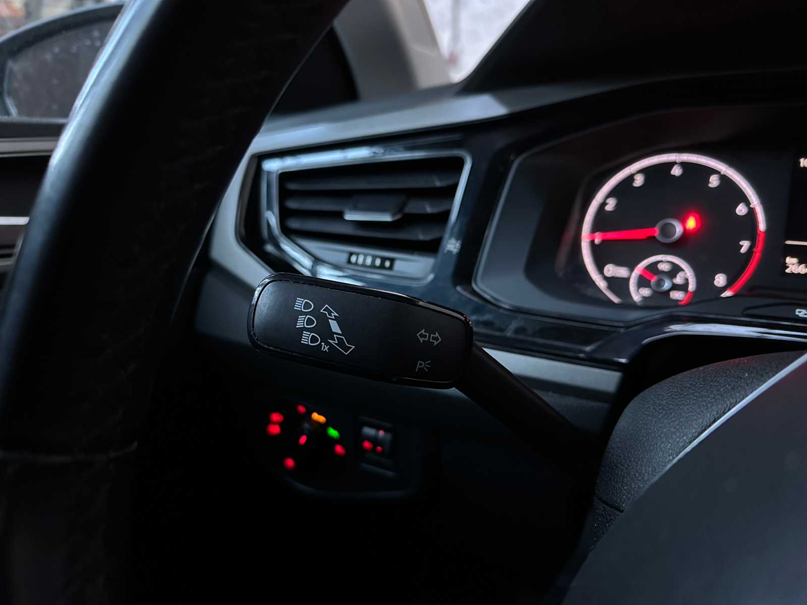 Volkswagen Polo 1.0 TSI Comfortline 95pk 2018, RR-264-G