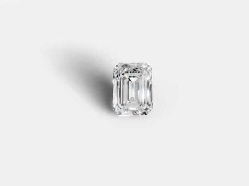 Diamond-Emerald Shape 0.50 Cts DE VS
