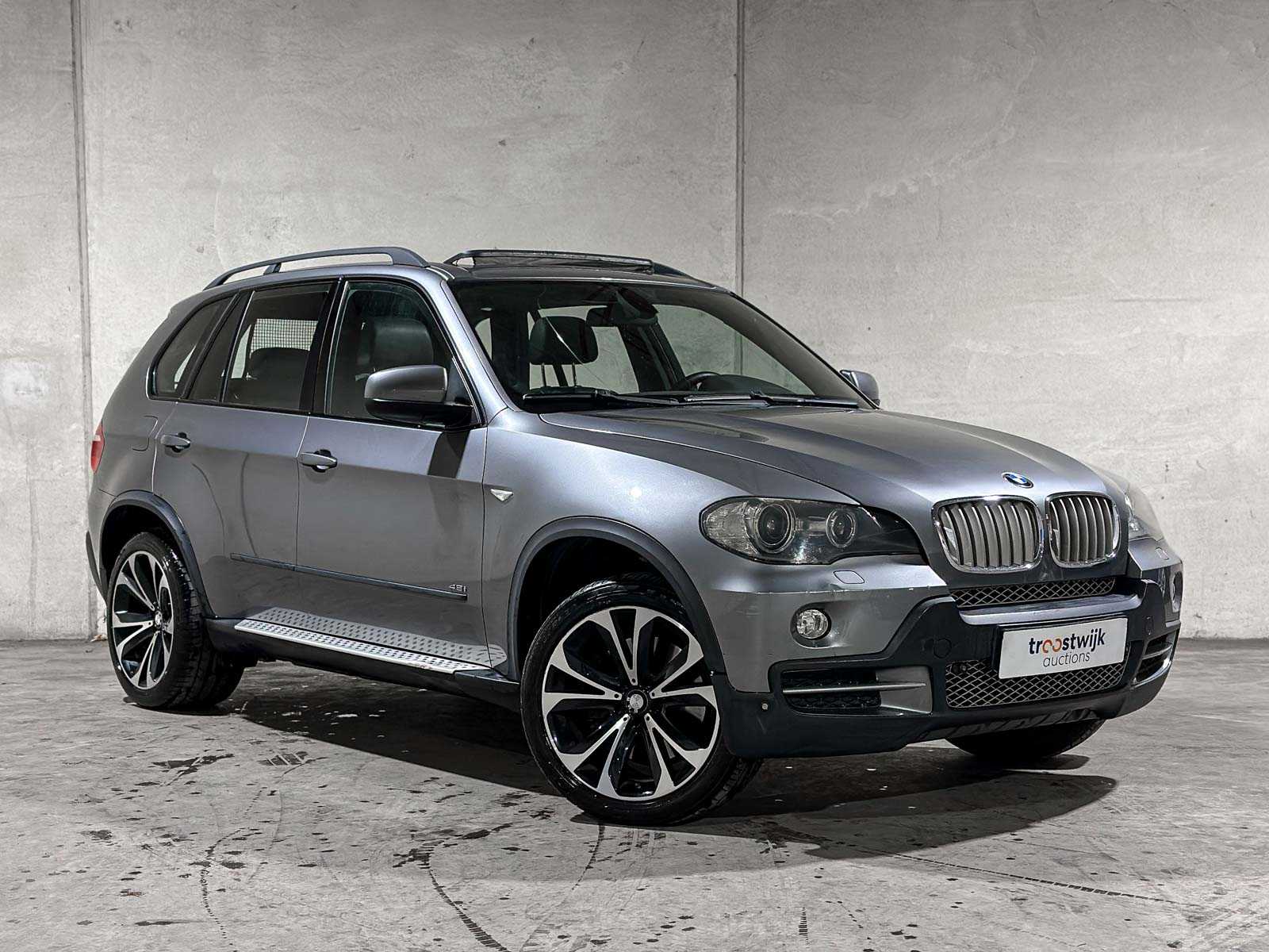 BMW X5 xDrive48i 4.8 V8 E70 355pk 2007, P-834-RB Youngtimer
