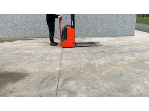 0be58a5e-0c2e-4292-a8eb-5a5ba517d752.mp4