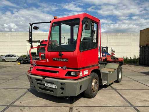 2017 Terberg YT 182 Industriële trekker (85000-73)