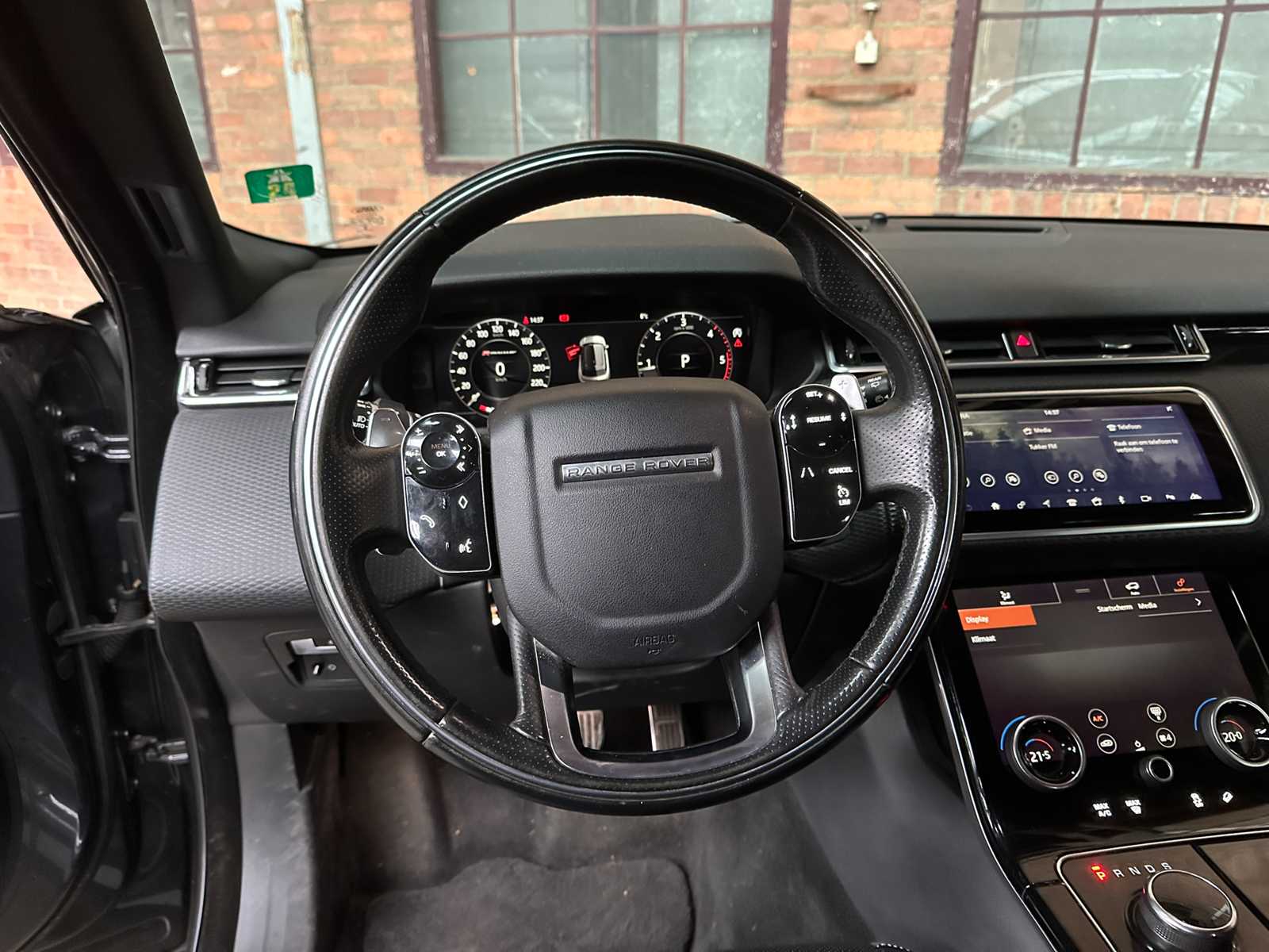 Land Rover Range Rover Velar 2.0 I4 AWD R-Dynamic SE 241pk 2017 (Origineel-NL), PX-296-F