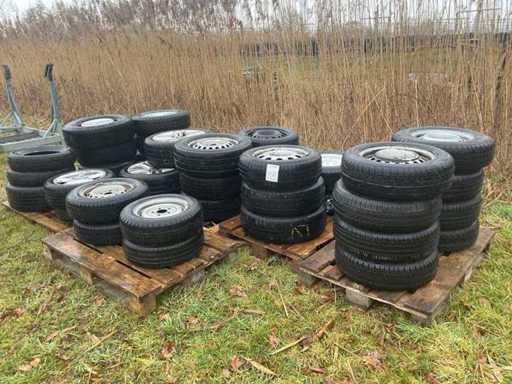 Partij diverse Autobanden