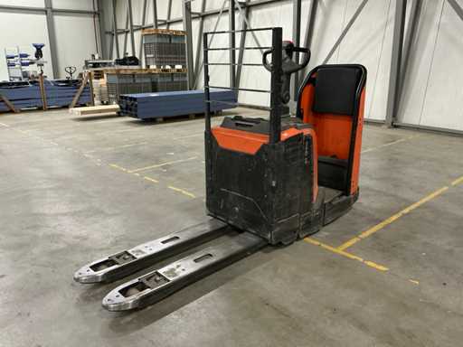 Camion à palette électrique Toyota LPE200 Platform 2021