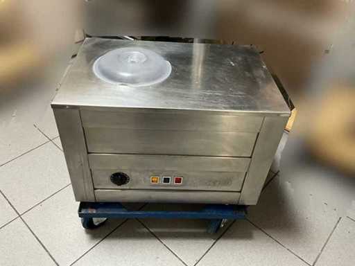 Machine à glaces - fonctionnelle