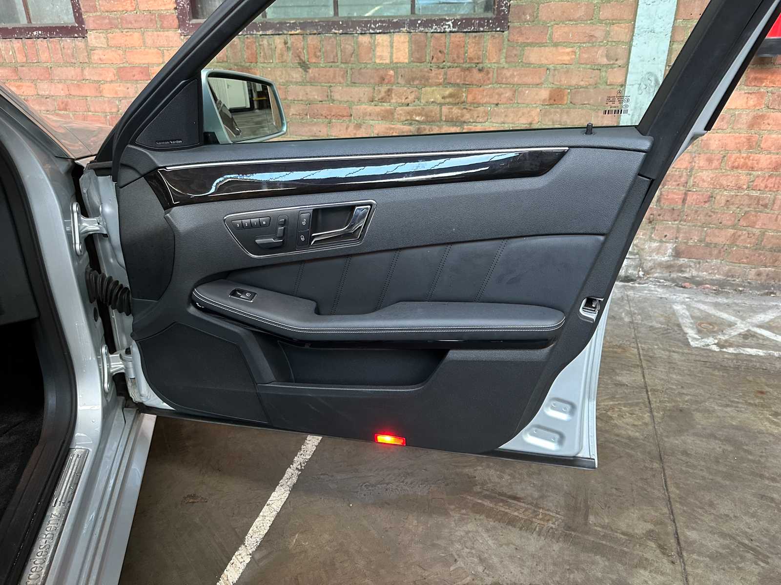 Mercedes-Benz E500 5.5 V8 AMG E-klasse 388pk 2009 -Youngtimer-