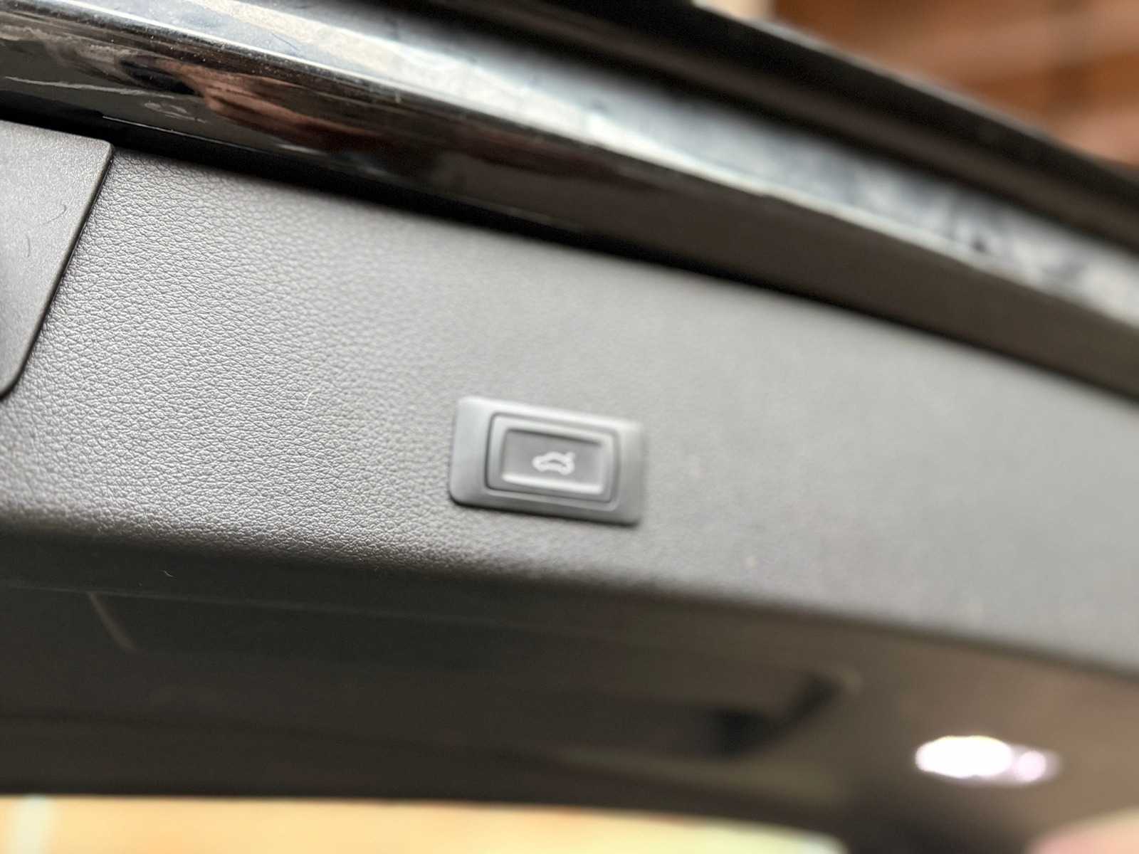 Audi e-tron 50 Quattro Business Edition 71 kWh 313pk 2020, K-422-JJ