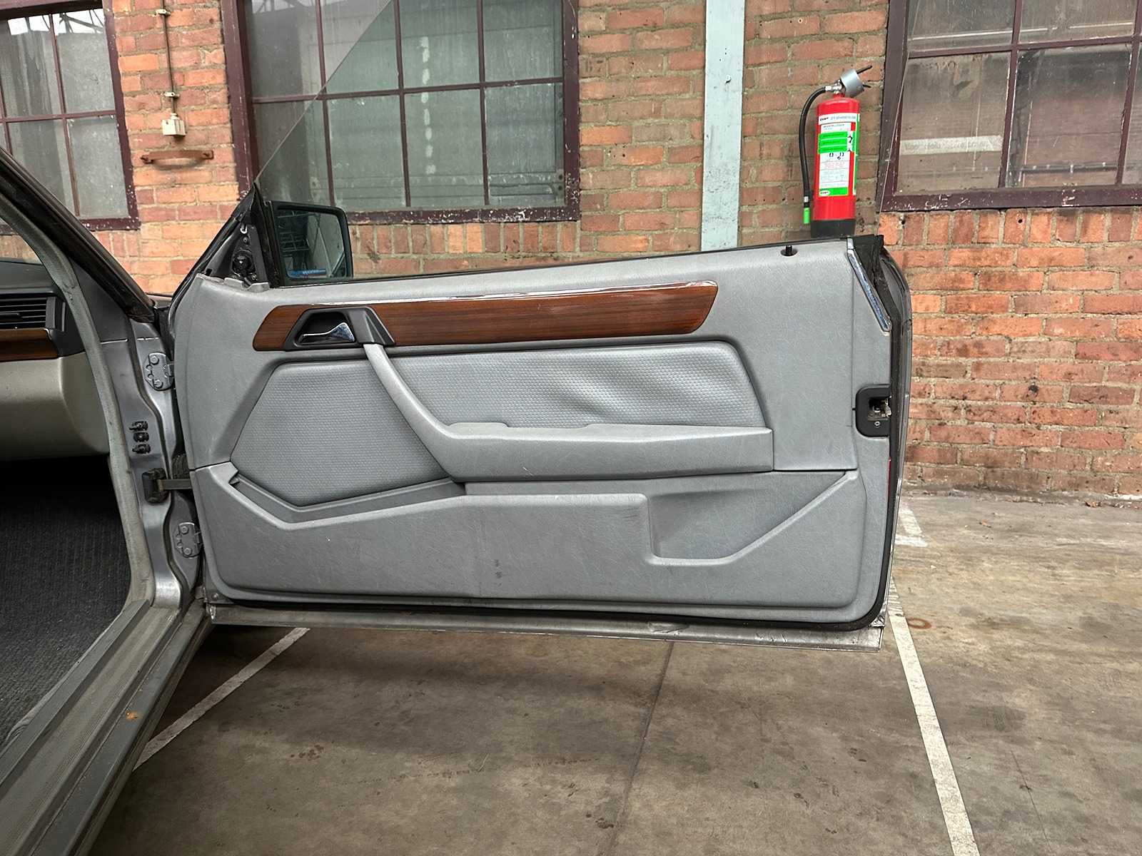 Mercedes-Benz 300 CE 200-500 (W124) 179pk 1988, LZ-BS-56