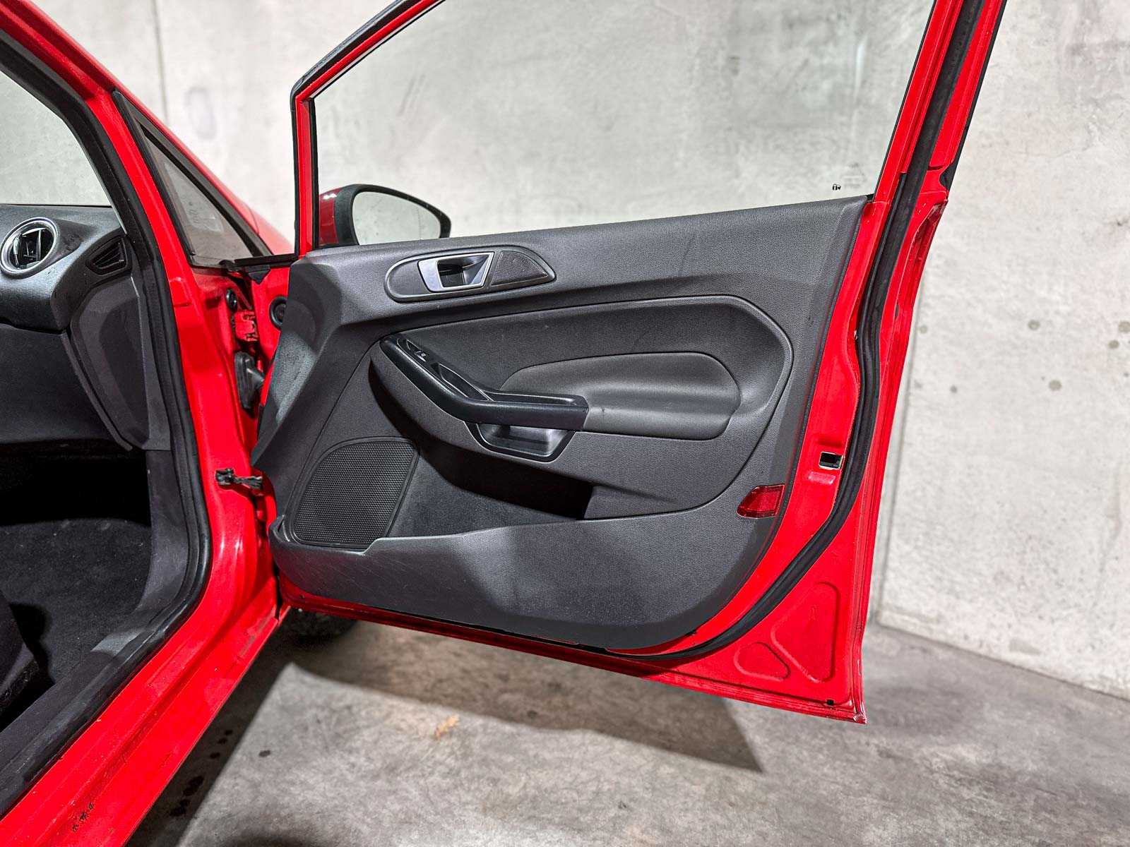 Ford Fiesta 1.0 Style 65pk 2014 (Origineel-NL), 4-THD-34