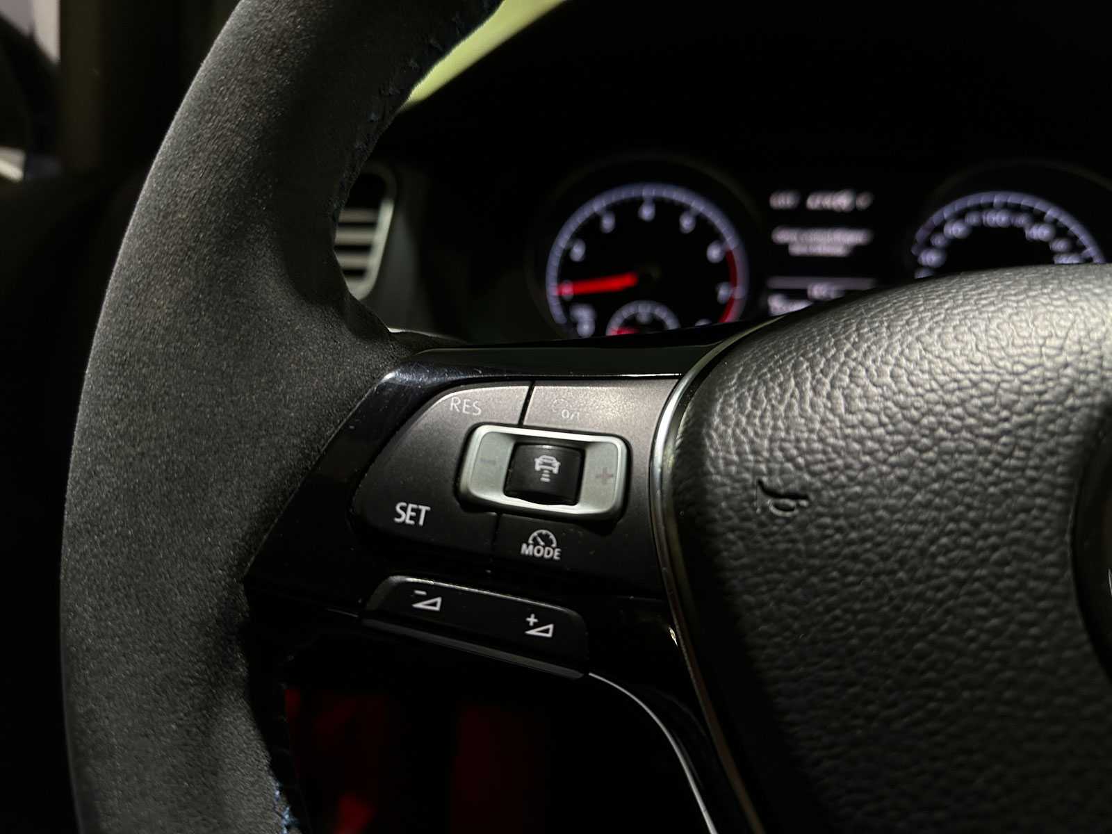 Volkswagen Golf 1.0 TSI Comfortline Business 110pk 2018 (Origineel-NL), RX-771-L