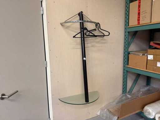 Designer-Wandgarderobe