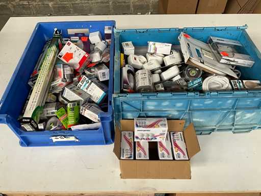 Mix kavel diverse verlichting en elektra