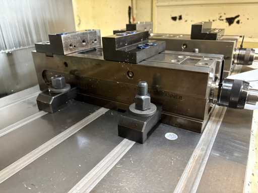 RÖHM NC-KOMPAKT SPANNER RKE L-125 hydraulic machine vice