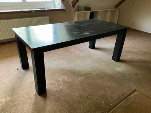 Eetkamertafel