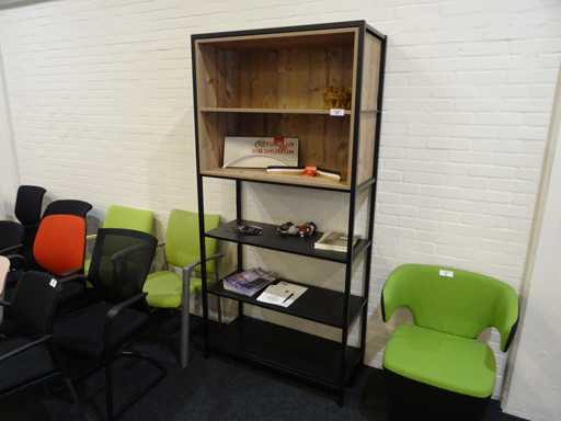 Armoire à compartiments