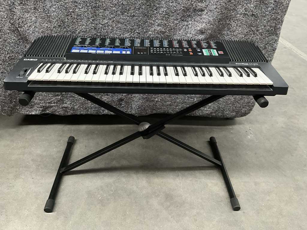 CASIO ToneBank CT-670 Keyboard