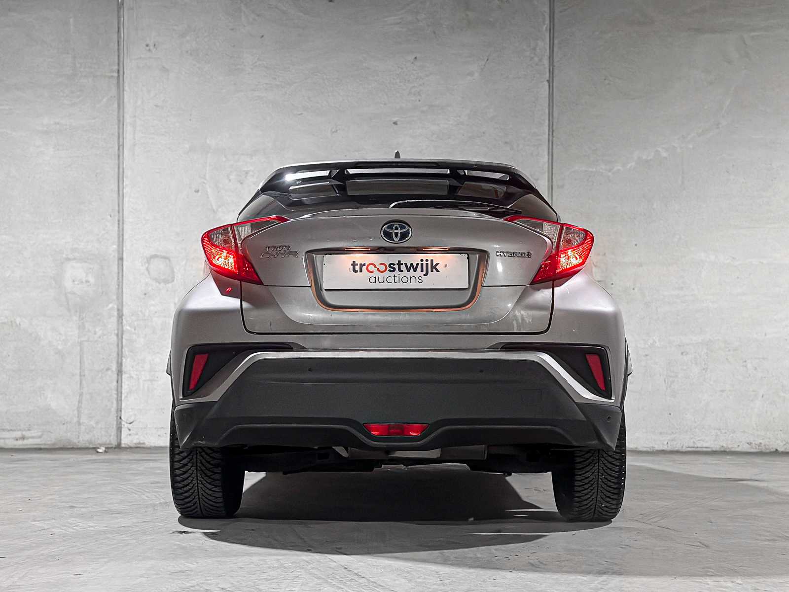 Toyota C-HR 1.8 Hybrid Executive 98PK 2017, PG-762-K