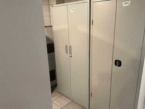 Armario metálico gris Schäfer Tienda – interior con 5 estantes, 195 × 80 × 40 cm con contenido pies de terraza Förch