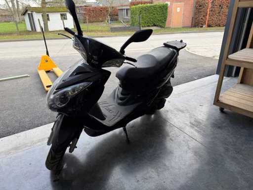 SYM - Motorised scooter