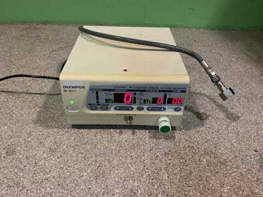 Olympus UHI-3 CO2 insufflator