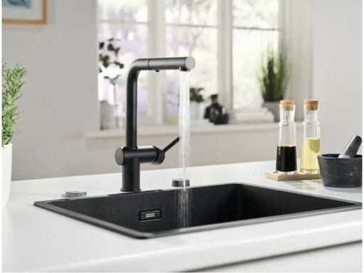 Franke Active L Kitchen Mixer Tap with Pull-Out Hand Shower