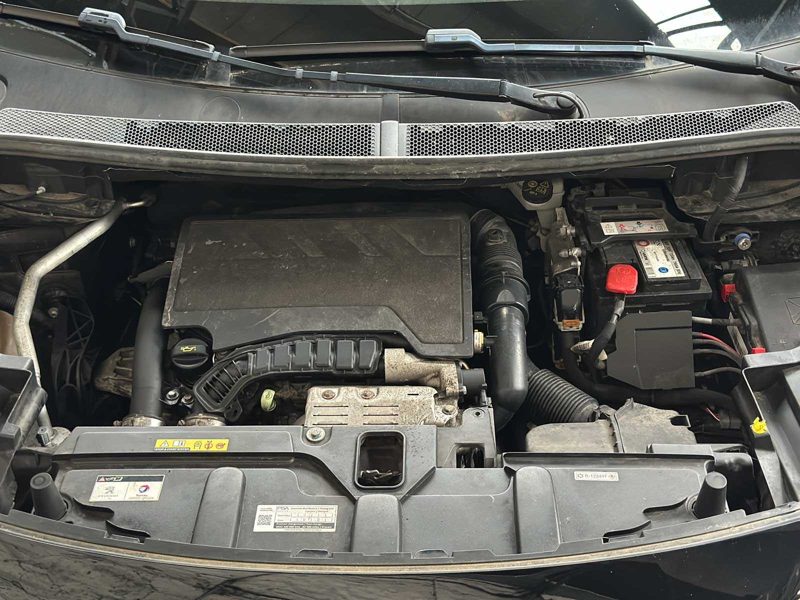 Peugeot 5008 1.2 PureTech Blue Lease GT-Line 131pk 2020, J-762-BF