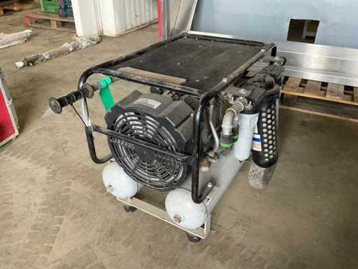 Compresseur d’air Aariac Mobile 340/22H 2015