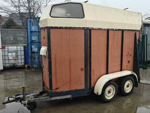 Waroquier 1.5 Horse trailer with papers