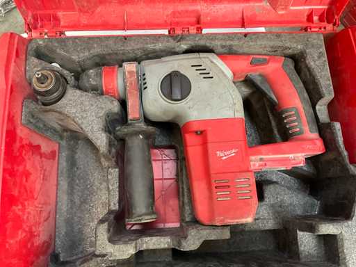 Milwaukee Vh28ax impact drill