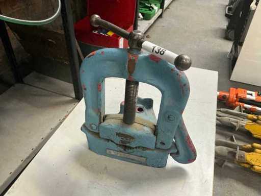 Clemă pentru țevi Ridgid