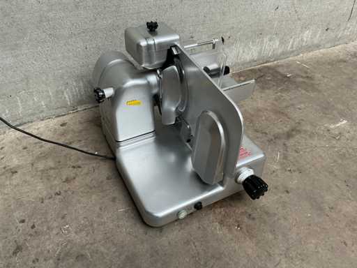 Kolossal – Schneidemaschine