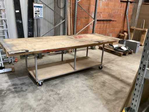 Work table on 4 swivel castors with bottom storage compartment 300x110x110cm - Multiplex reinforced top