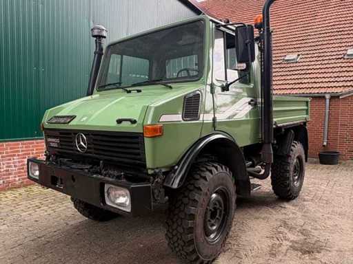 1979 Mercedes-Benz Unimog 1000 1979 Mercedes-Benz Unimog 1000 with tipping platform