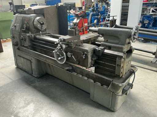 Okuma LS Horizontal Lathe
