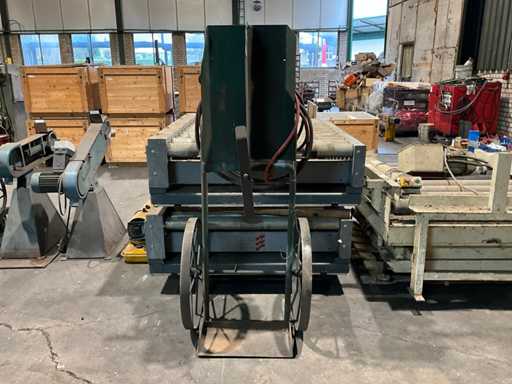 Wózek na butelki z palnikiem