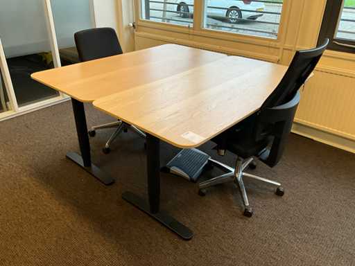 Elektrischer Sitz-/Steh-Schreibtisch (2x)