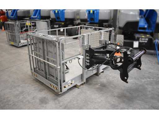 Manitou - Gondel 2.25/4 MT - Verreikerkooi (Nr. 6857) - 2015