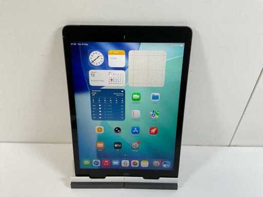 Apple iPad 9th Gen - Wi-Fi + Cellular - 64 GB - Space Gray