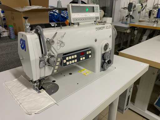 DURKOPP ADLER - 275 - Edge Cutter Sewing Machines